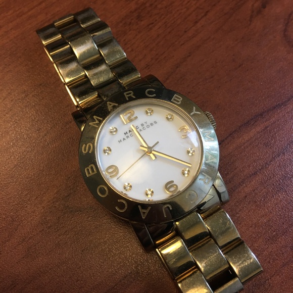 Marc by Marc Jacobs Amy Crystal Watch (MBM3056) - Picture 3 of 3